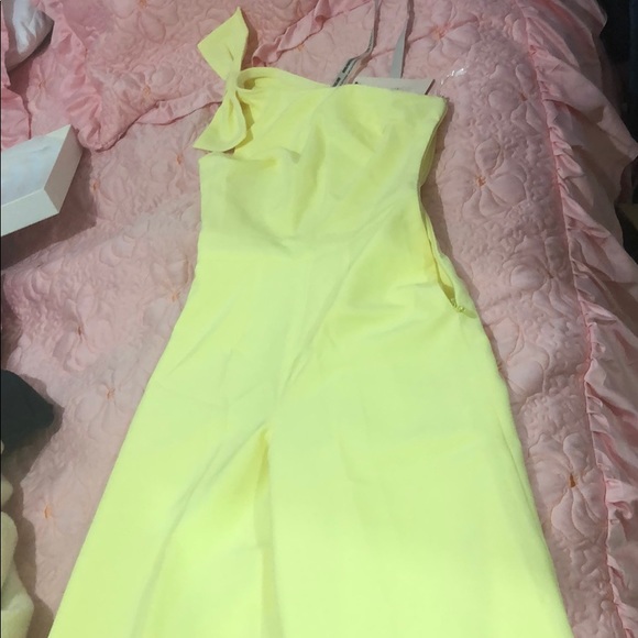 never worn House of CB Yellow Jumpsuit Romper - Picture 2 of 6